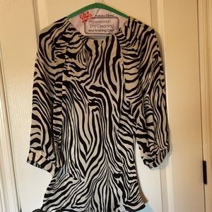 Ann Klein black and white print